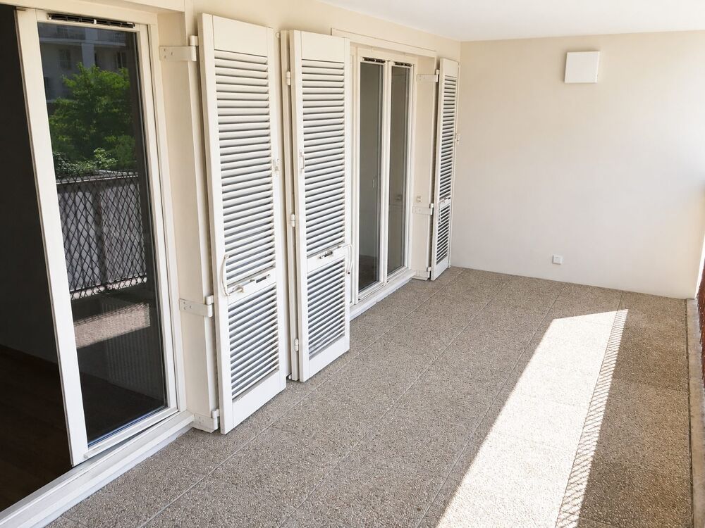 Vente Appartement Appartement climatisé avec terrasse + garage Lyon 8
