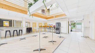  Immeuble � vendre 884 m�