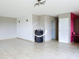  Maison � vendre 7 pi�ces 212 m�