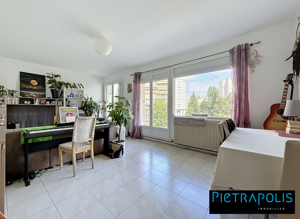 Vente Appartement Apt T3 de 67 m², Balcon, cave et parking au 2E étage avec asce Lyon 5