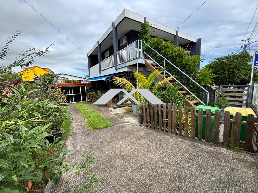 Vente Maison Villa F3/4 130 m² Petite Ile Petile Île
