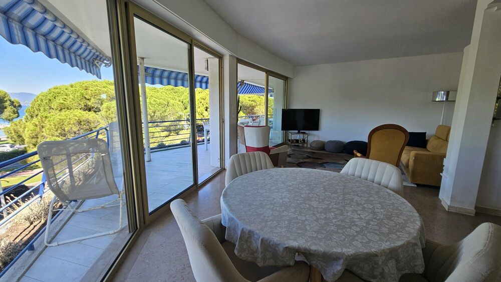 Location Appartement Cannes Croisette : 3 pièces de 78 m² meublé longue durée Cannes