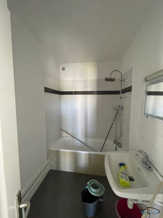  Colocation Demande2 pièces 48 m² Villefranche-de-rouergue