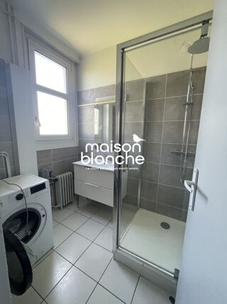  Appartement � louer 3 pi�ces 64 m�