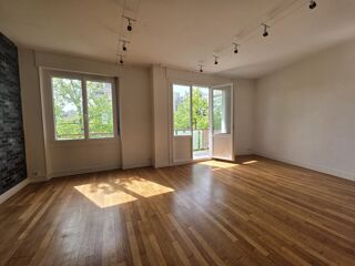  Appartement � vendre 5 pi�ces 77 m�