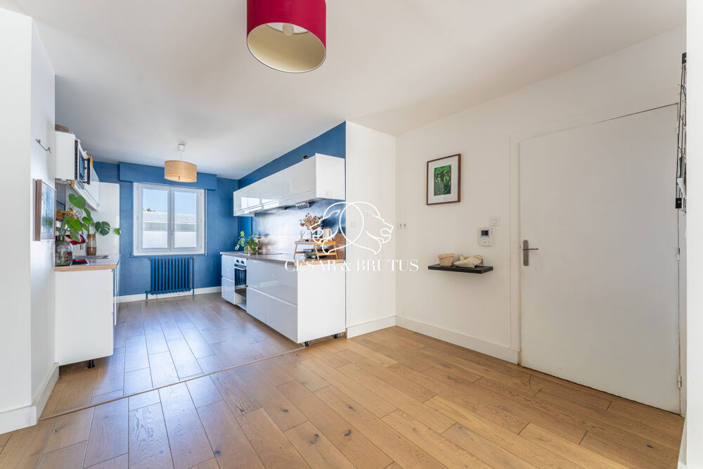 Vente Appartement COEUR GRATTE-CIEL - Lumineux T4 de 102m² avec loggia, parking Villeurbanne