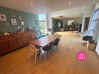  Maison � vendre 8 pi�ces 225 m�