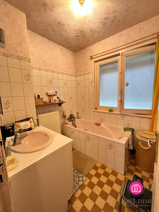  Maison  vendre 6 pices 97 m