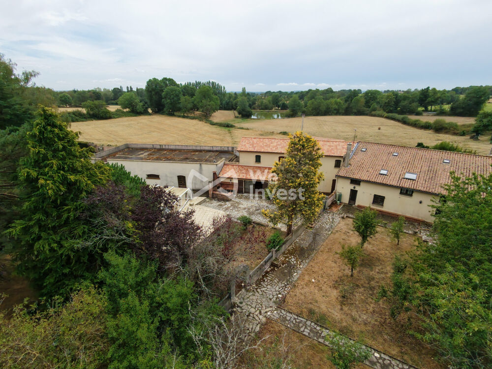 Propriété de 478 m² avec deux habitations sur 7 300 m²