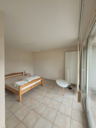  Appartement à louer 1 pièce 32 m²