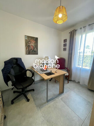 Vente Maison Maison à vendre Saint-Médard-de-Guizières Saint-médard-de-guizières