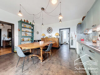  Maison � vendre 8 pi�ces 223 m�