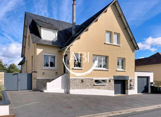  Maison � vendre 9 pi�ces 201 m�