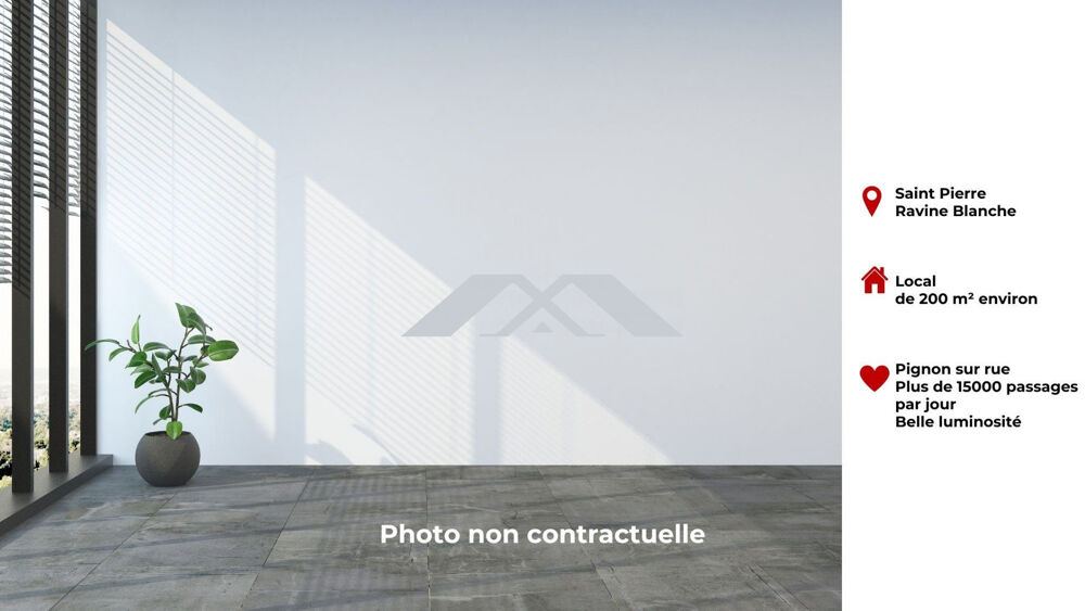   Local 200 m² emplacement de choix Saint Pierre 