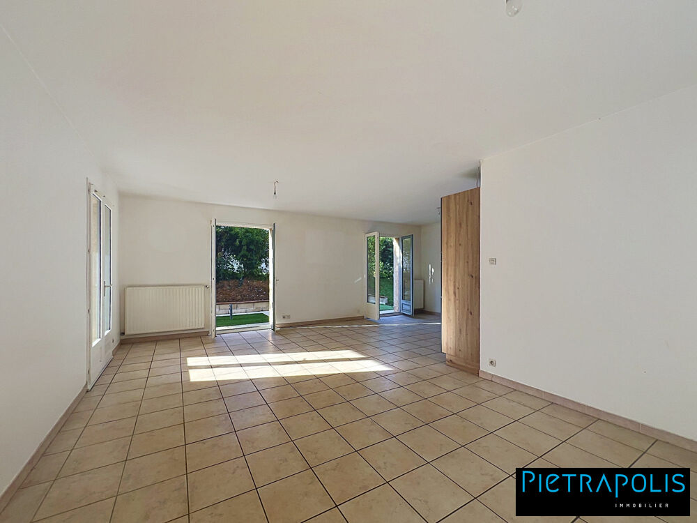 Vente Maison EN EXCLUSIVITE MAISON PLAIN-PIED 2 CHAMBRES 1 BUREAU GARAGE DOU Poncin