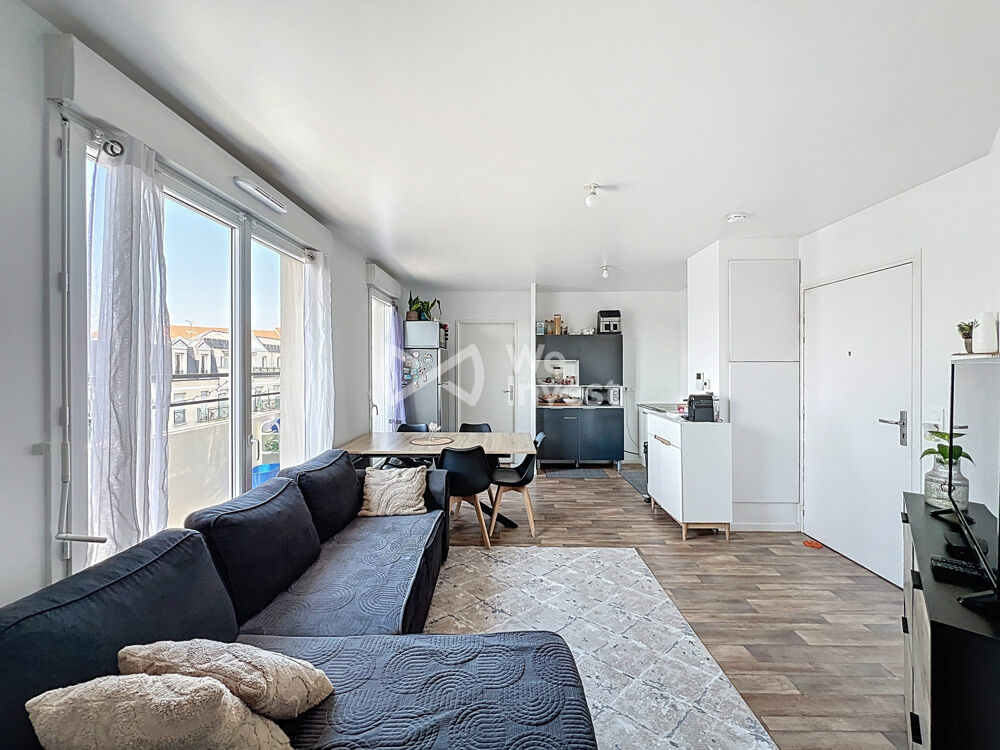 Vente Appartement Centre-ville – 2 pièces en dernier étage dans un immeuble de Argenteuil