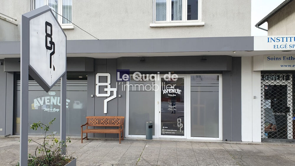   Local Commercial GRENOBLE 61,3 m2 climatisé avec belle vitrine. 