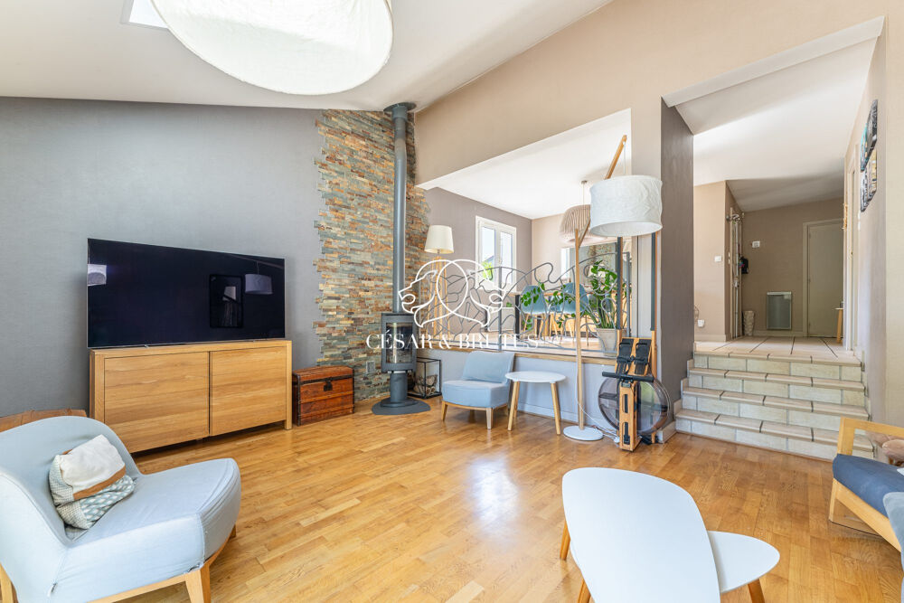 � vendre  Maison La Tour-de-Salvagny (69890)
