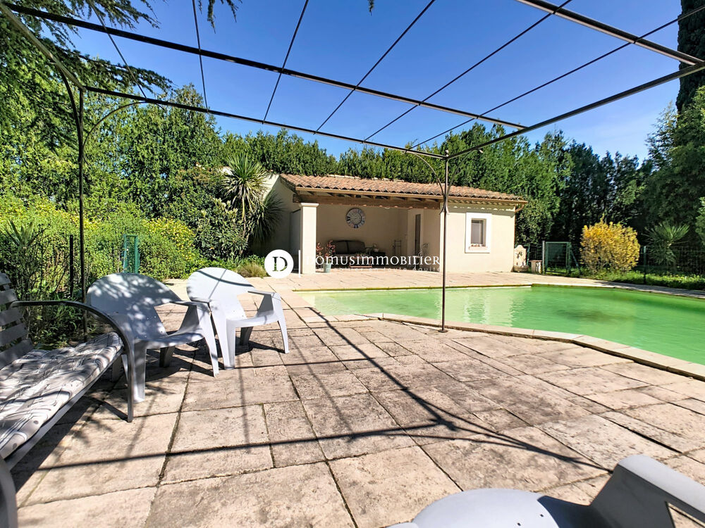 Superbe villa sur 5000 m2 de terrain