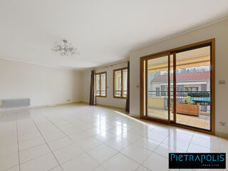  Appartement  vendre 4 pices 130 m