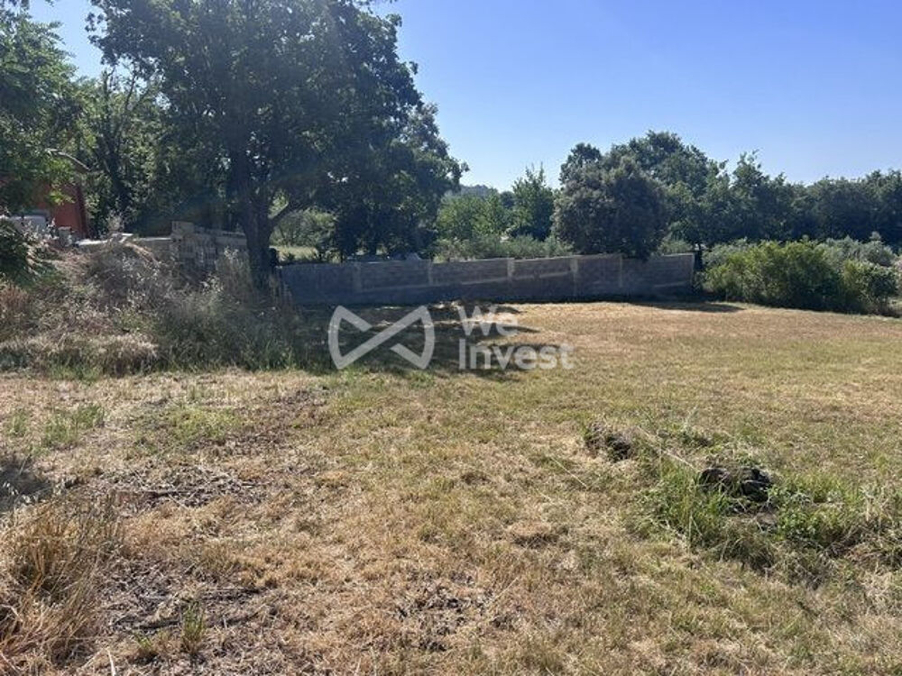   Terrain constructible à Régusse – 700 m² – Exclusivité 