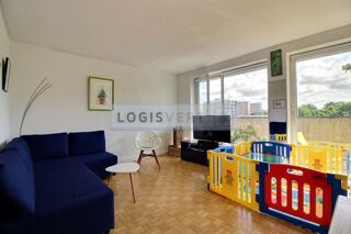  Appartement à louer 4 pièces 87 m²