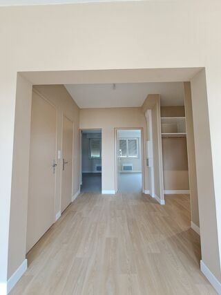  Appartement � louer 4 pi�ces 97 m�