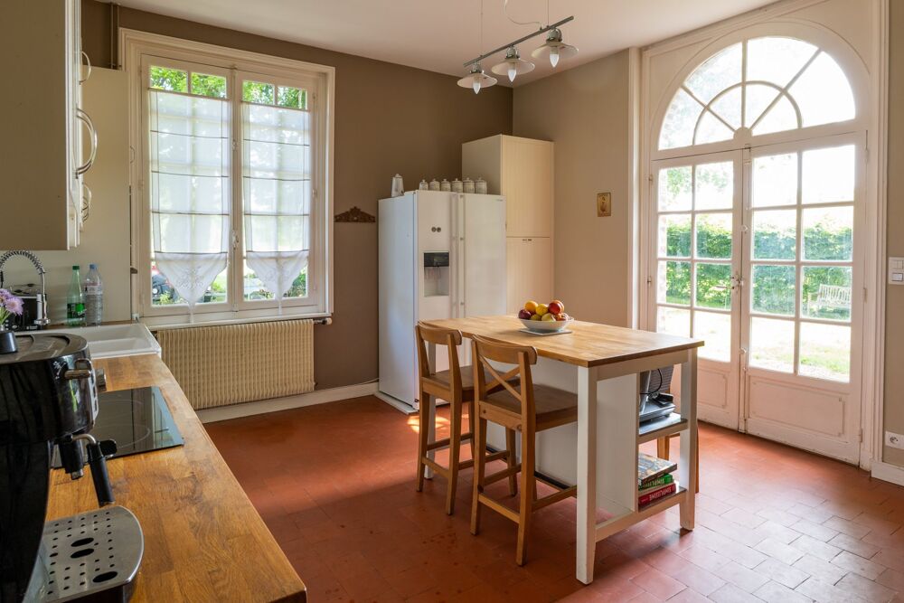  vendre  Maison La Chartre-sur-le-Loir (72340)