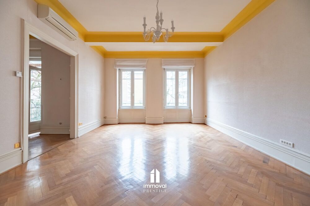 Vente Appartement Orangerie, appartement de 177m2 avec terrasse, ascenseur et cave Strasbourg