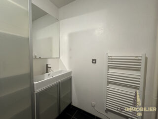  Appartement à louer 1 pièce 35 m²