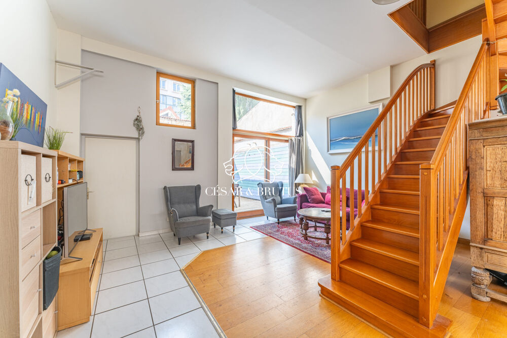Vente Appartement Grand appartement style loft en duplex avec patio privatif Lyon 6