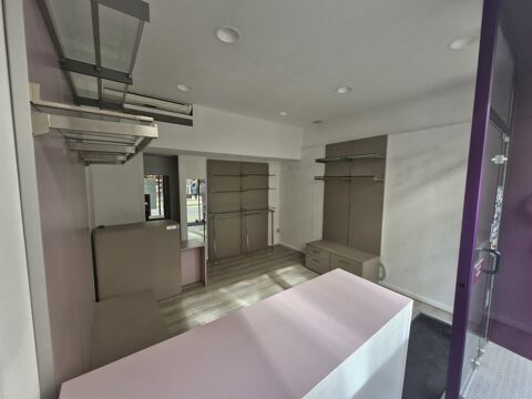   VANNES CENTRE VILLE - Local commercial de 22 m² environ 