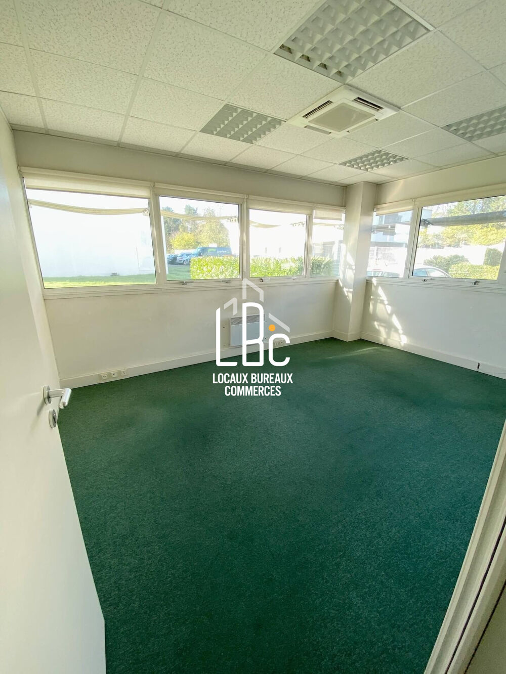   Nantes Est - Plateau de bureaux 275 m² à louer Nantes