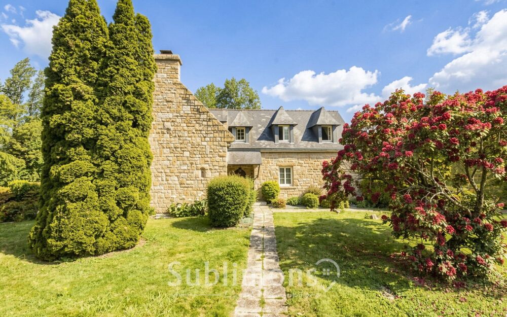 Exclusivité : Propriété néo-bretonne de caractère  200 m