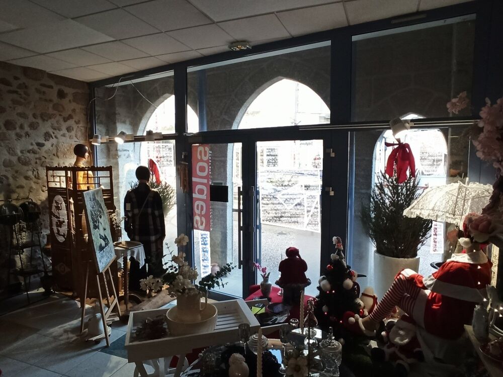   LOC BOUTIQUE 94 m² Centre-Bourg proche LIMOGES 