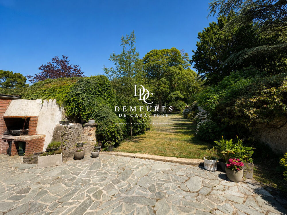Belle demeure boulonnaise de 400m² 9 chambres