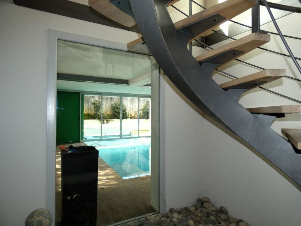 Vente Maison Maison 7 pices avec piscine Saint-pe-sur-nivelle