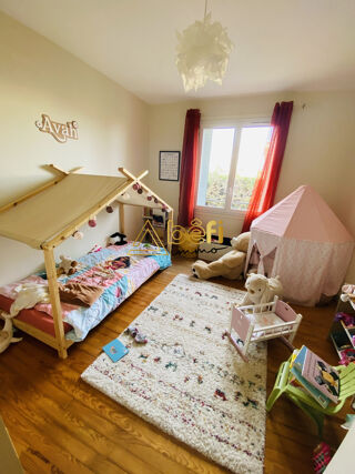 Immeuble � vendre 184 m�