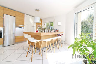  Maison à vendre 6 pièces 182 m²