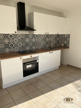  Appartement à louer 3 pièces 70 m² Scientrier