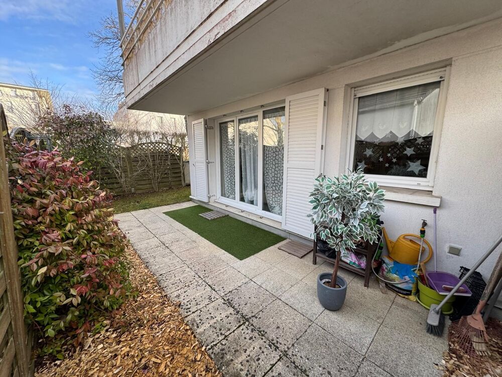 Vente Appartement TRÈS BEL APPARTEMENT DANS UNE BELLE RÉSIDENCE SÉCURISÉE Sainte-geneviève-des-bois
