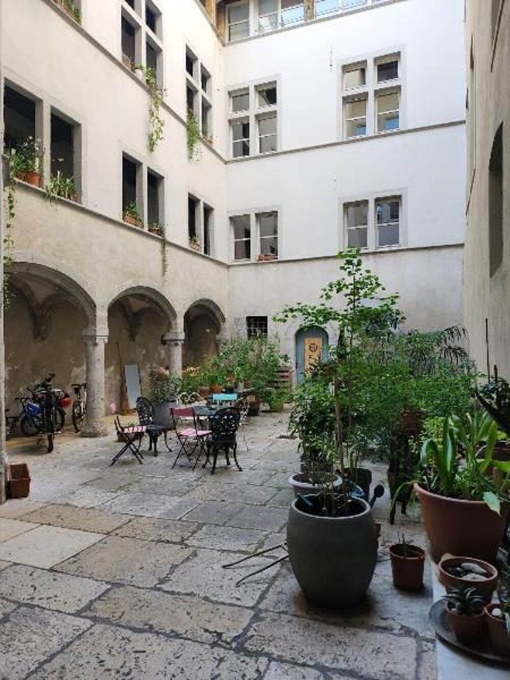 F3 dans immeuble historique