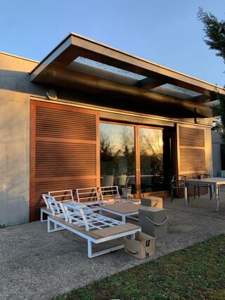  Maison à louer 6 pièces 179 m²
