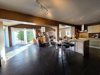  Maison � vendre 5 pi�ces 160 m�