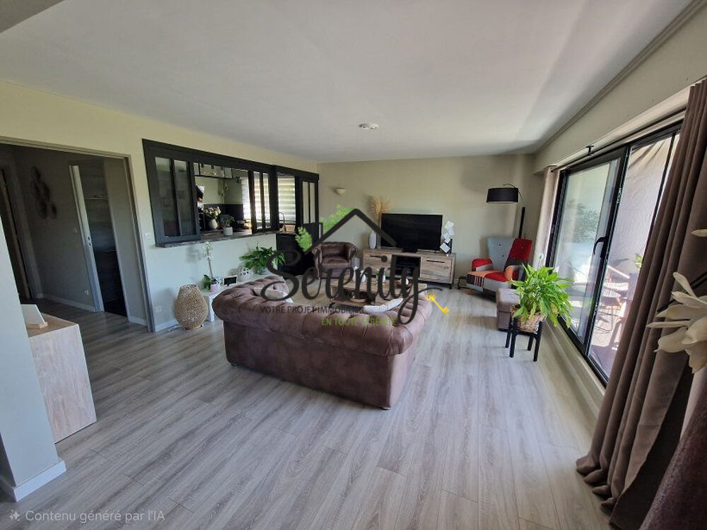 Appartement type 3, 2 chambres, balcons et parking.