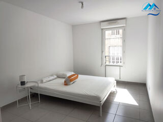  Appartement à louer 2 pièces 44 m²