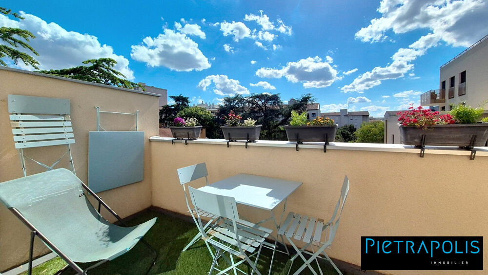 Vente Appartement T4 très lumineux en étage élevé, traversant, avec terrasse e Villeurbanne