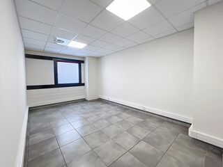   Vous recherchez un espace de travail confortable et bien situé La seyne-sur-mer