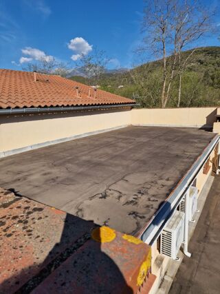  Maison à vendre 15 + pièces 354 m²