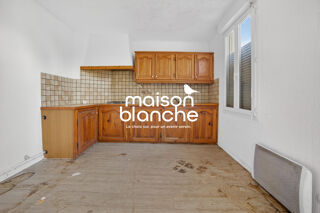  Immeuble � vendre 127 m�